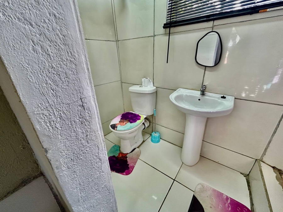 To Let 1 Bedroom Property for Rent in Bodorp North West